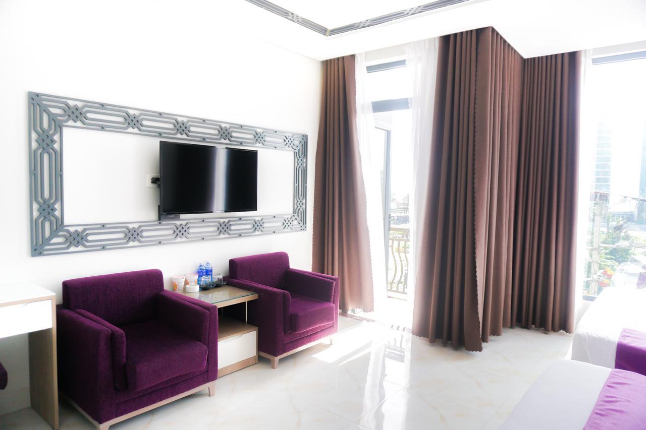 Hong Phuc Hotel 4 Da Nang Esterno foto