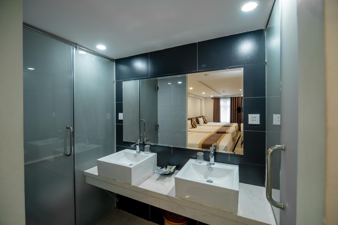 Hong Phuc Hotel 4 Da Nang Esterno foto